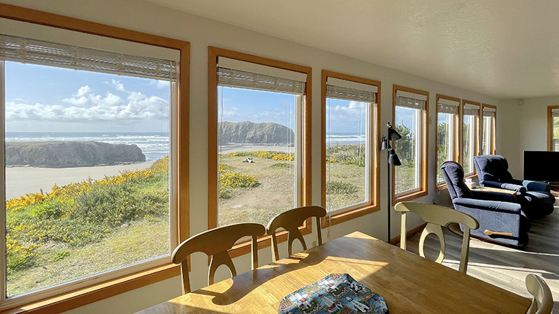 The Beachcomber Entry