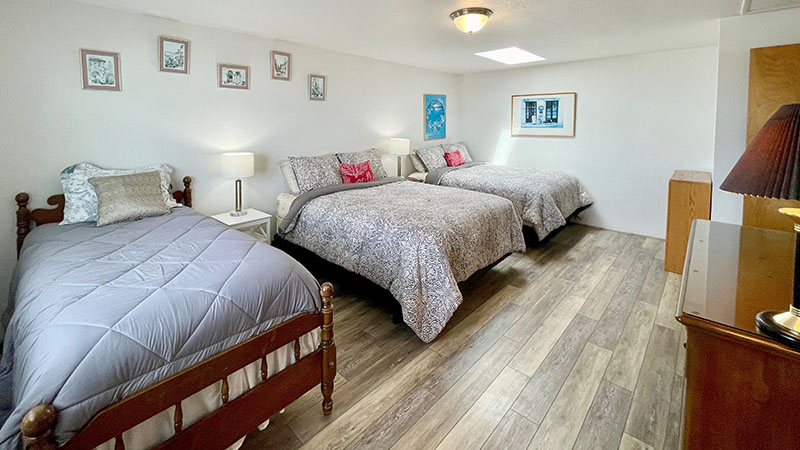 The Beachcomber 3rd Bedroom 1