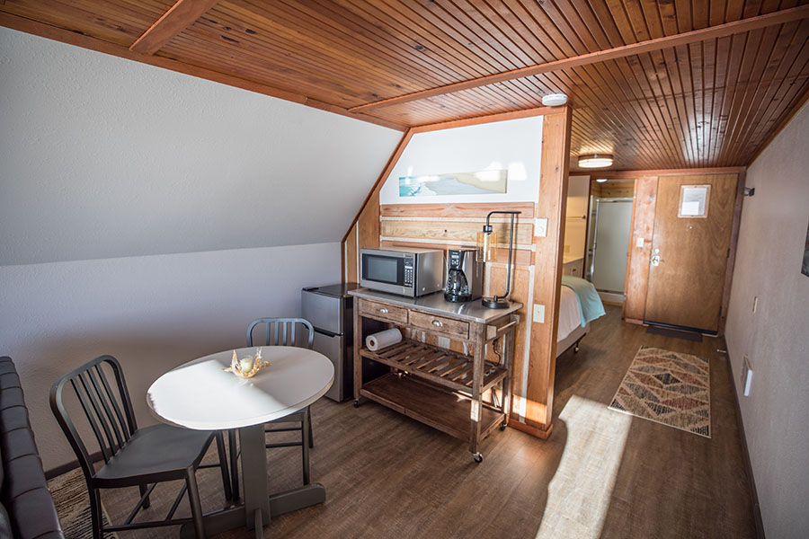 Face Rock Retreat: North Interior #6