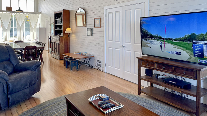 Bandon Historic River House