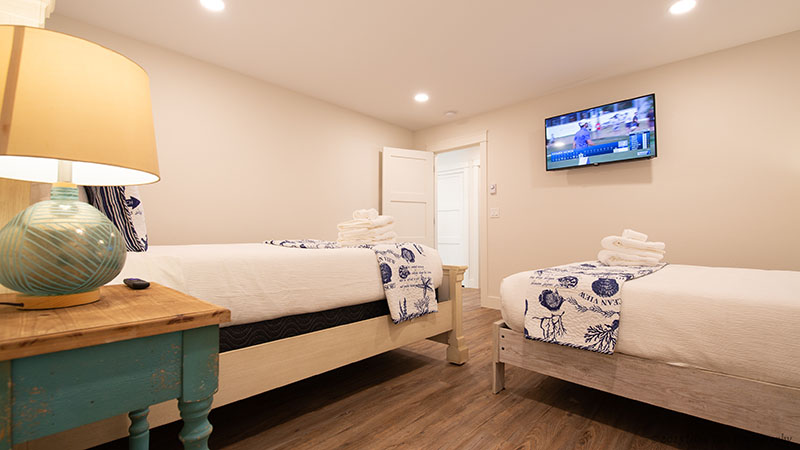 Twin Views at Face Rock